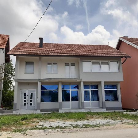 Krzevici As Guesthouse מראה חיצוני תמונה
