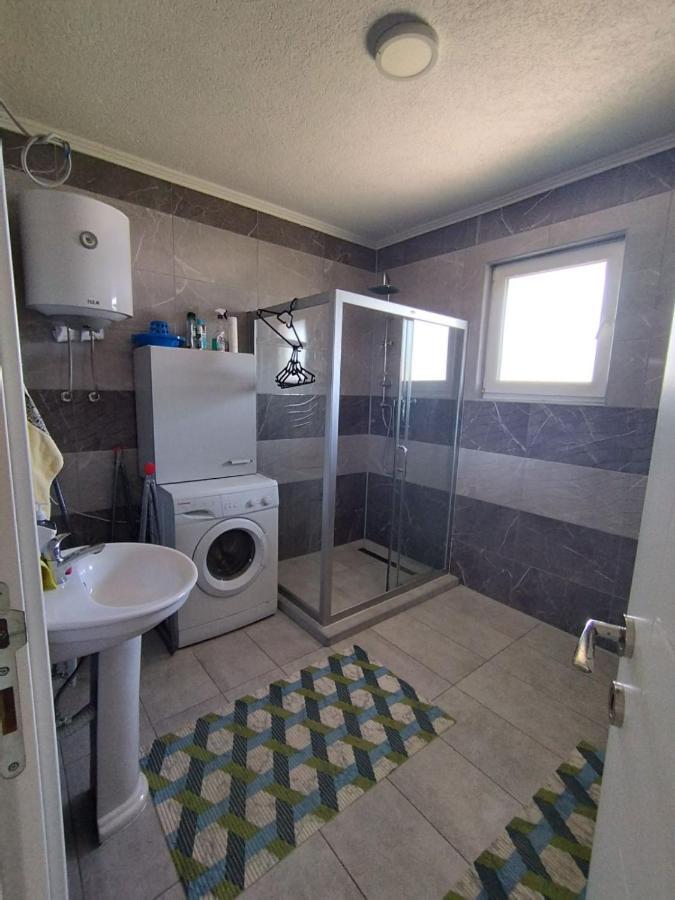 Krzevici As Guesthouse מראה חיצוני תמונה